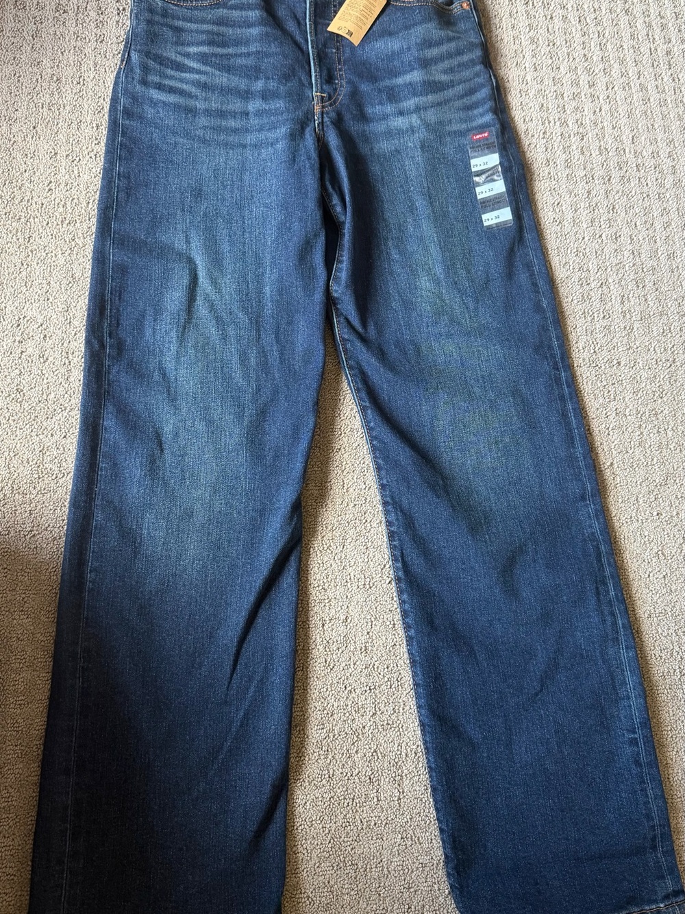 NWT Levi's Ribcage Straight 29x32